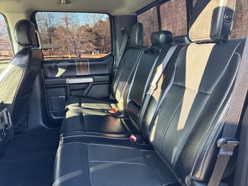 Used 2019 Ford F150 Lariat w/ Trailer Tow Package image 16