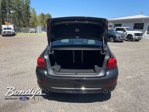 Used 2019 BMW 530i image 14