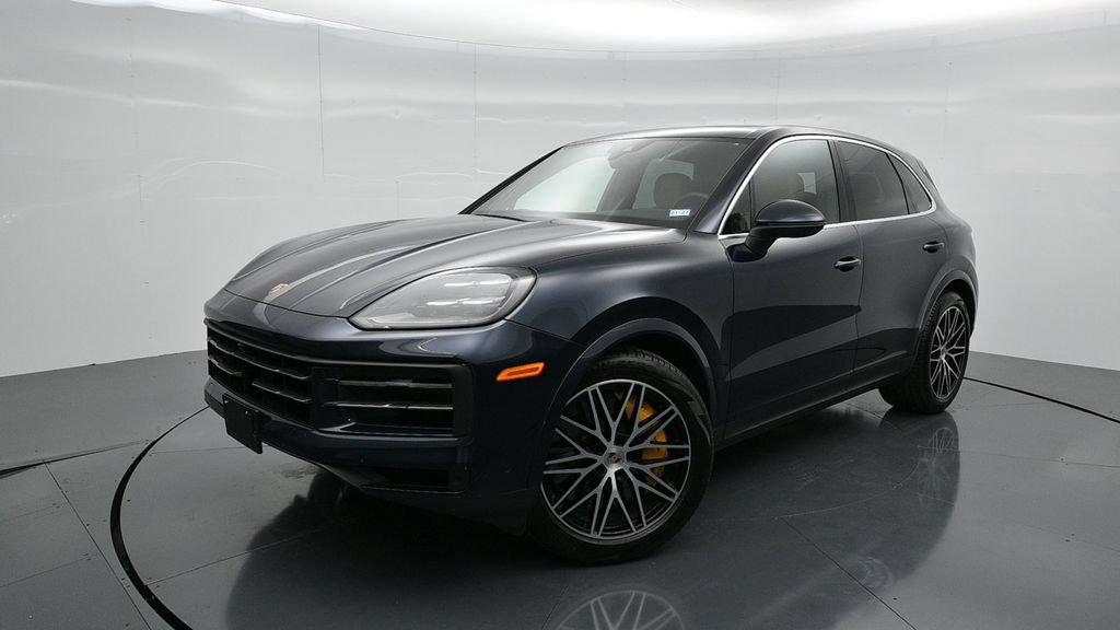 Certified 2025 Porsche Cayenne S AWD/4WD image 14