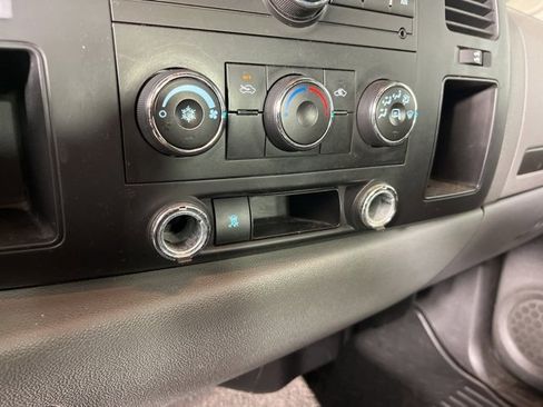 Used 2008 Chevrolet Silverado 1500 LS image 11