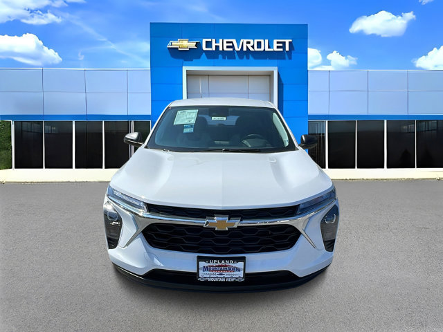 New 2026 Chevrolet Trax LS w/ Driver Confidence Package FWD image 9