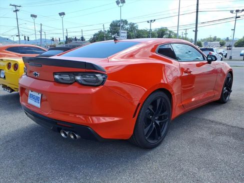 Used 2019 Chevrolet Camaro LT w/ 1LE Track Performance Package RWD image 3