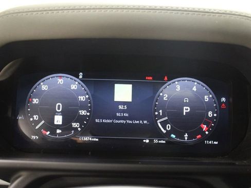 Used 2024 Land Rover Defender 110 SE AWD/4WD image 20
