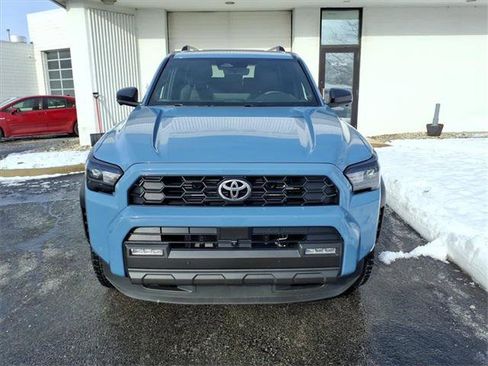 Certified 2025 Toyota 4Runner TRD Off-Road Premium image 26