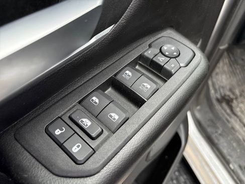 Used 2025 RAM 1500 Big Horn AWD/4WD image 15