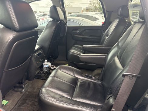 Used 2008 GMC Yukon Denali image 4