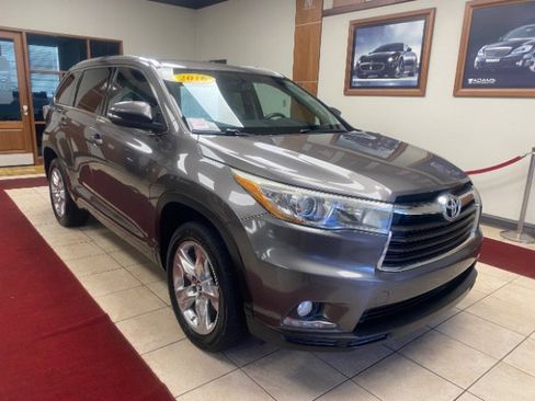 Used 2016 Toyota Highlander Limited image 7