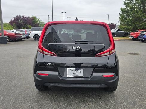 Used 2021 Kia Soul LX FWD image 6