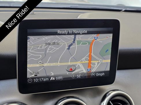 Used 2019 Mercedes-Benz GLA 250 image 14