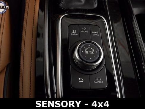 Used 2022 INFINITI QX80 Sensory image 32