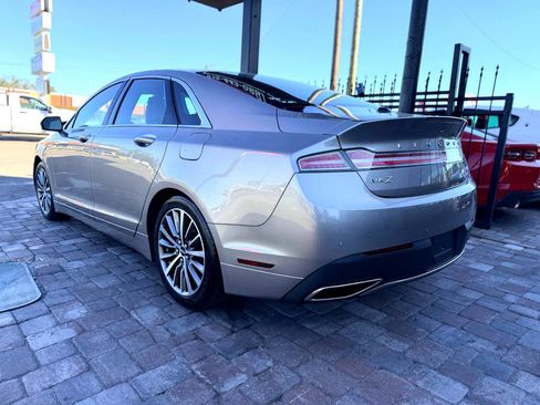 Used 2019 Lincoln MKZ Premiere image 6
