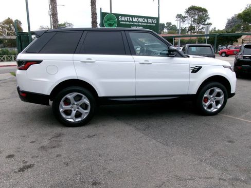 Used 2018 Land Rover Range Rover Sport HSE image 7