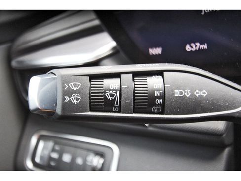 Used 2026 Buick Enclave Sport Touring w/ Power Package FWD image 17