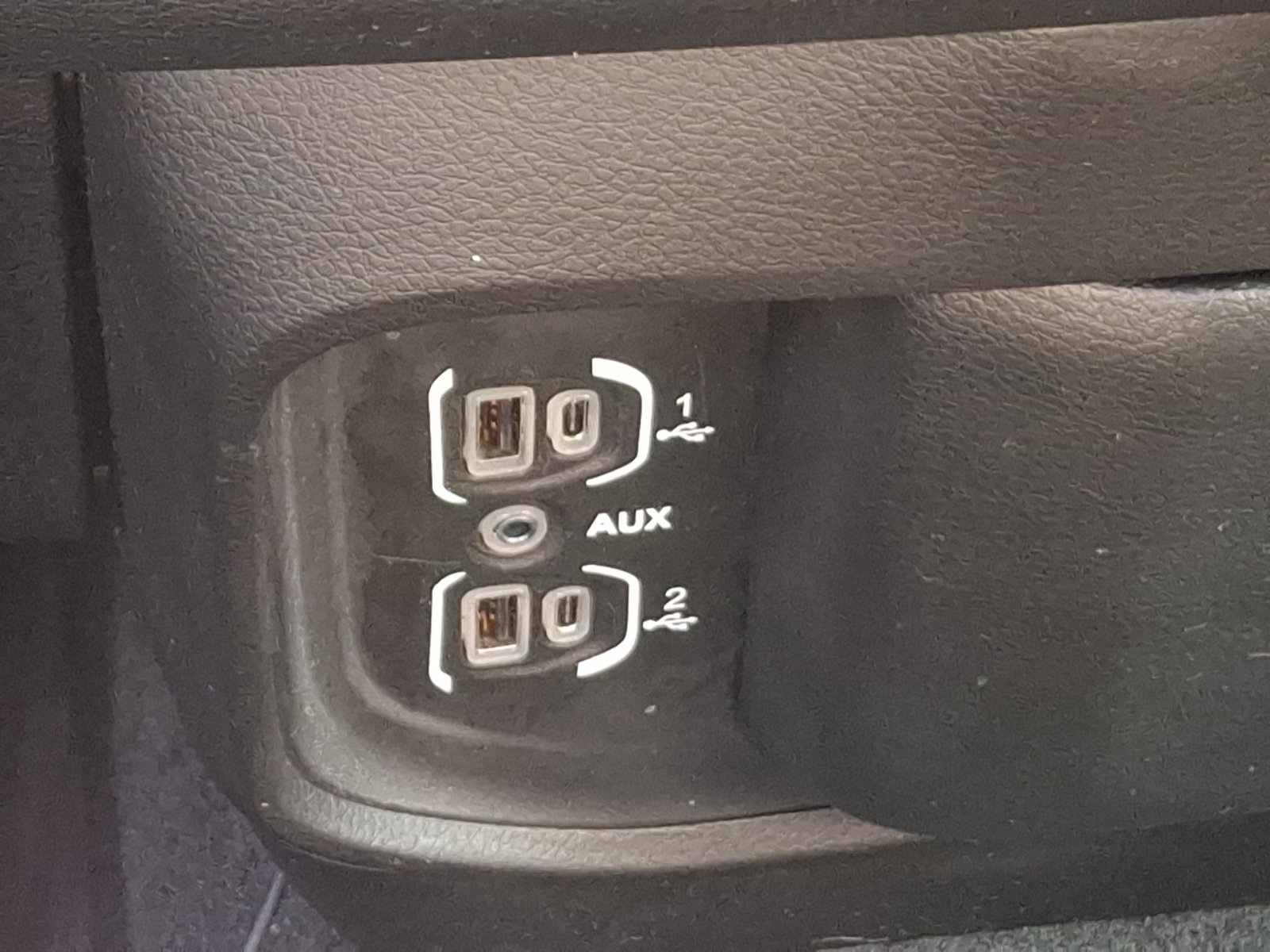 Used 2020 RAM 1500 Laramie AWD/4WD image 25