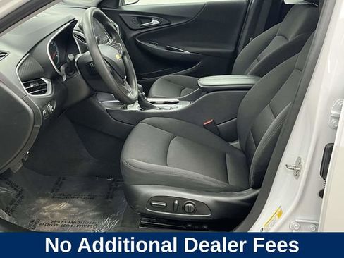 Used 2024 Chevrolet Malibu LT FWD image 15