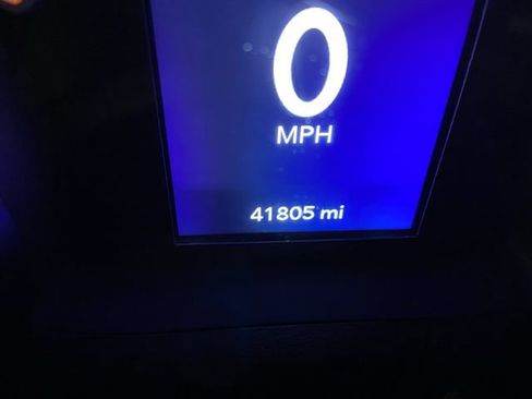 Used 2022 Jeep Gladiator Sport w/ Trailer Tow Package image 18