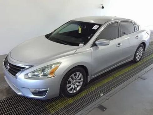 Used 2015 Nissan Altima 2.5 S w/ Power Driver Seat Package FWD image 1