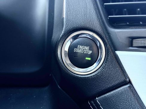 Used 2018 GMC Yukon XL SLT RWD image 39