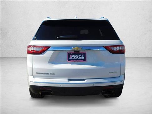 Used 2021 Chevrolet Traverse Premier AWD/4WD image 12