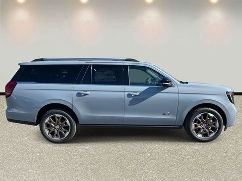 New 2026 Ford Expedition Max King Ranch image 4