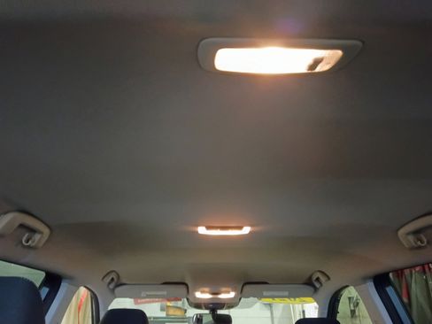 Used 2021 Nissan Rogue S FWD image 21