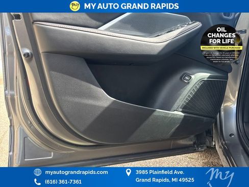 Used 2025 Acura MDX A-Spec AWD/4WD image 10
