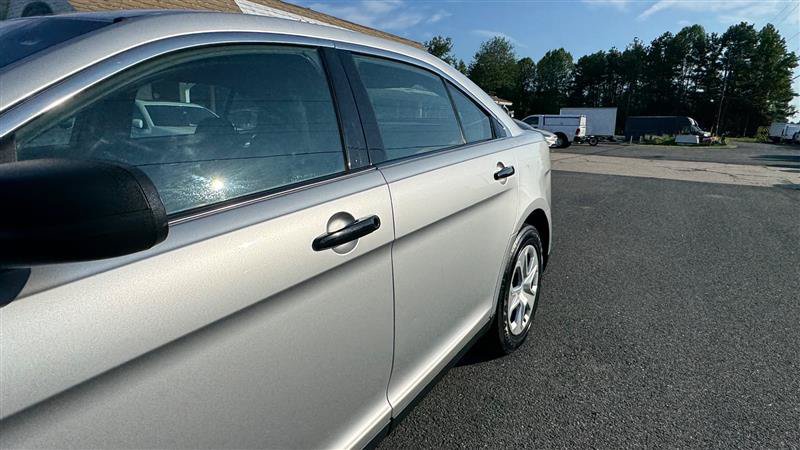 Used 2015 Ford Taurus Police Interceptor AWD image 13