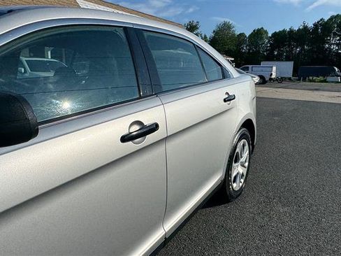 Used 2015 Ford Taurus Police Interceptor AWD image 13