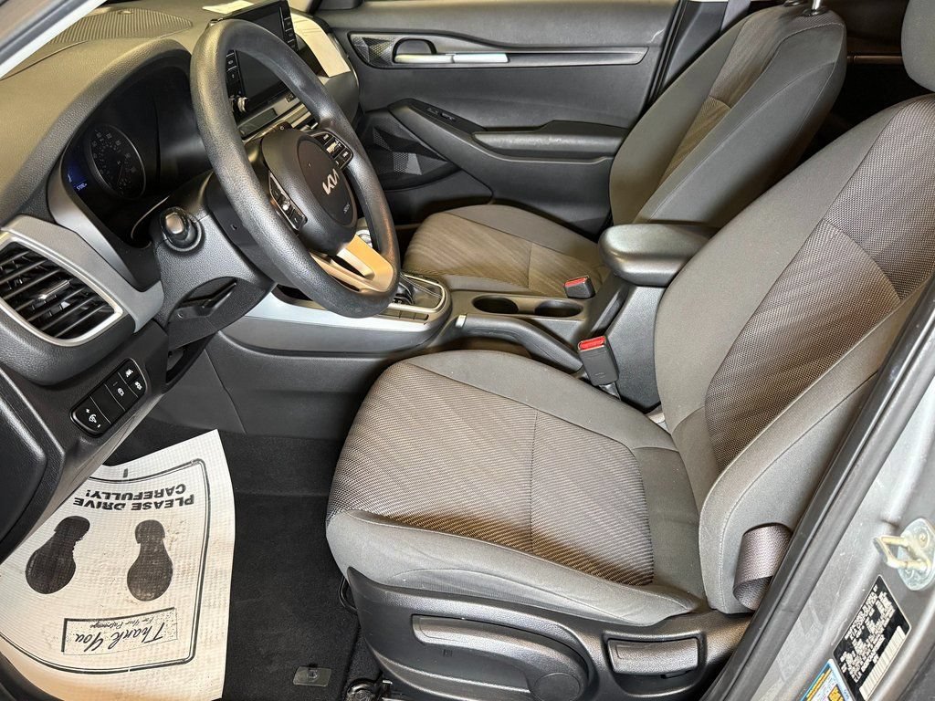 Used 2023 Kia Seltos LX AWD/4WD image 20