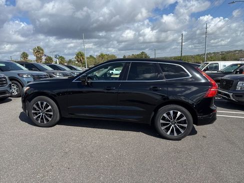 Used 2023 Volvo XC60 B5 Core w/ Protection Package Premier image 4