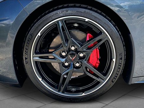 Used 2020 Chevrolet Corvette 2LT w/ 2LT Preferred Equipment Group image 10