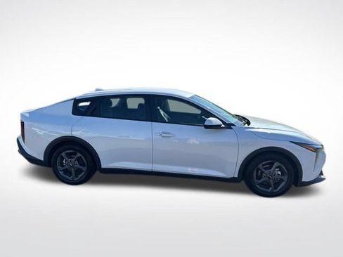 Used 2025 Kia K4 FWD image 6