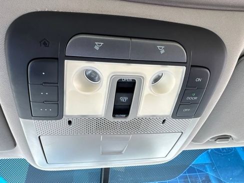 Used 2013 Acura TL SH-AWD image 3