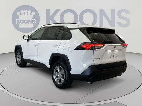 Used 2024 Toyota RAV4 XLE FWD image 7