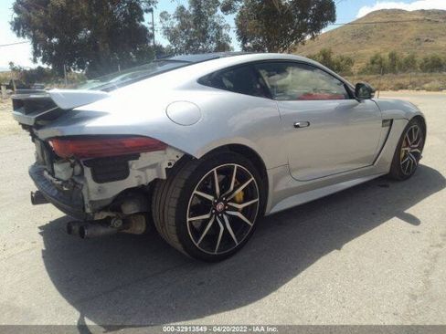 Used 2017 Jaguar F-TYPE SVR AWD/4WD image 15