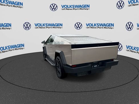 Used 2024 Tesla Cybertruck Cyberbeast AWD/4WD image 12