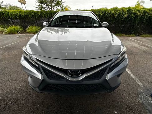 Used 2019 Toyota Camry SE w/ Carpet Mat Package FWD image 5