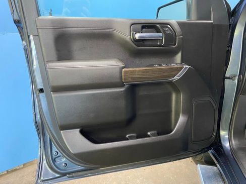 Used 2022 Chevrolet Silverado 1500 LT image 34