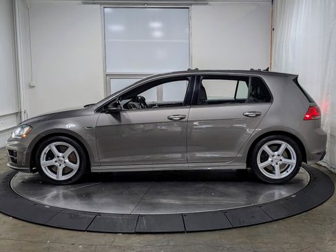 Used 2017 Volkswagen Golf 4-Door AWD/4WD image 6