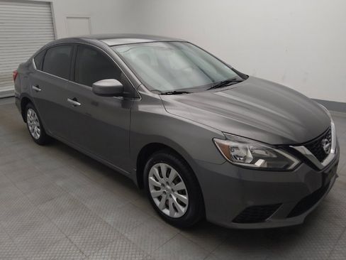 Used 2019 Nissan Sentra S FWD image 13