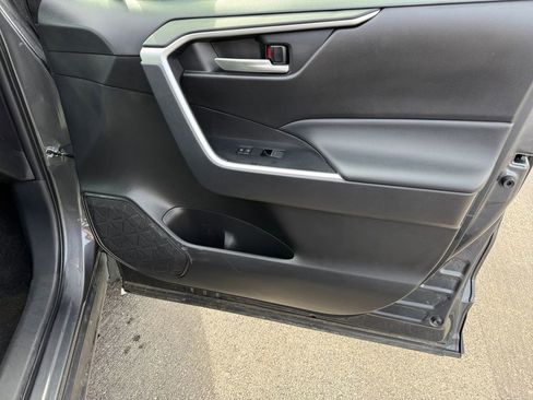 Certified 2025 Toyota RAV4 XLE image 19