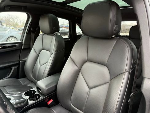 Used 2020 Porsche Macan S image 12