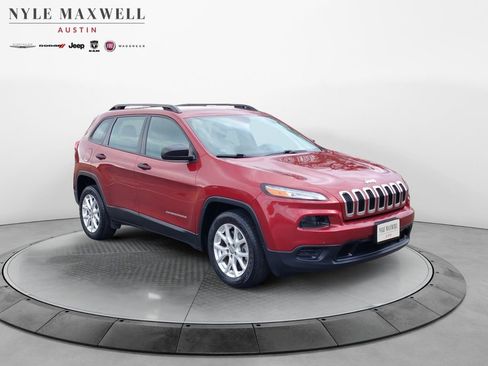 Used 2015 Jeep Cherokee Sport w/ Sport Appearance Group image 2