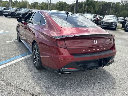 Used 2025 Hyundai Santa Fe Limited image 8