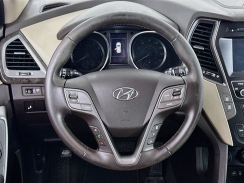 Used 2017 Hyundai Santa Fe Sport AWD/4WD image 18