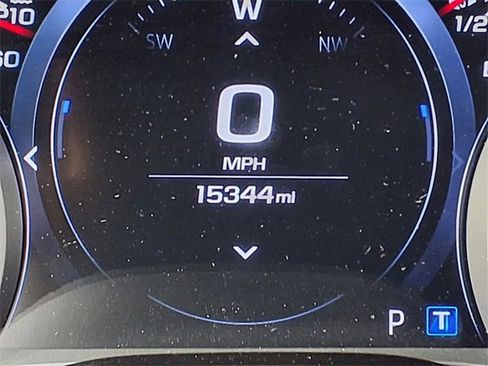 Used 2022 Chevrolet Camaro ZL1 image 29