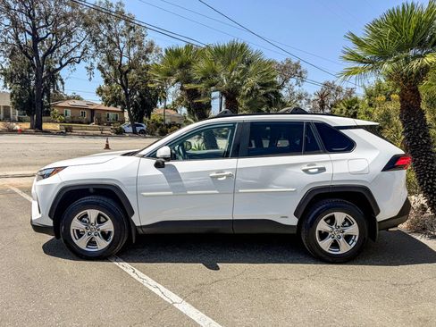 Used 2024 Toyota RAV4 XLE w/ Convenience Package AWD/4WD image 13