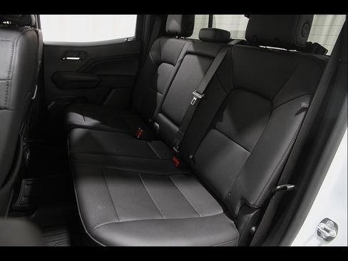 Used 2024 Chevrolet Colorado LT w/ LT Convenience Package III AWD/4WD image 21