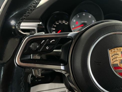 Used 2015 Porsche Macan S w/ Premium Package Plus image 25
