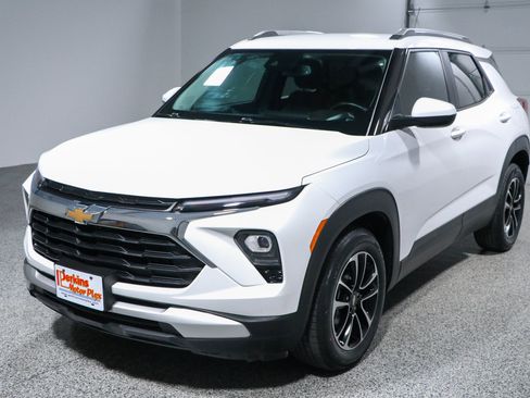 Used 2025 Chevrolet TrailBlazer LT w/ Convenience Package FWD image 31